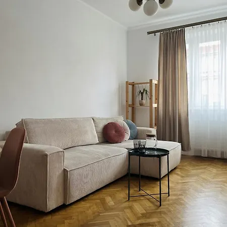 útulný 2-izbový S Balkónom V Centre Mesta
