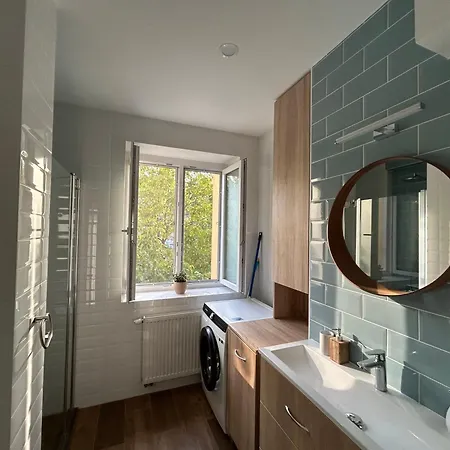 útulný 2-izbový S Balkónom V Centre Mesta